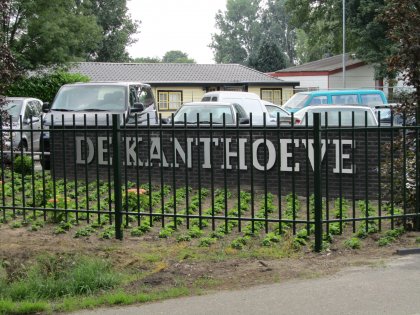 Hoe zit het nu echt op De Kanthoeve??